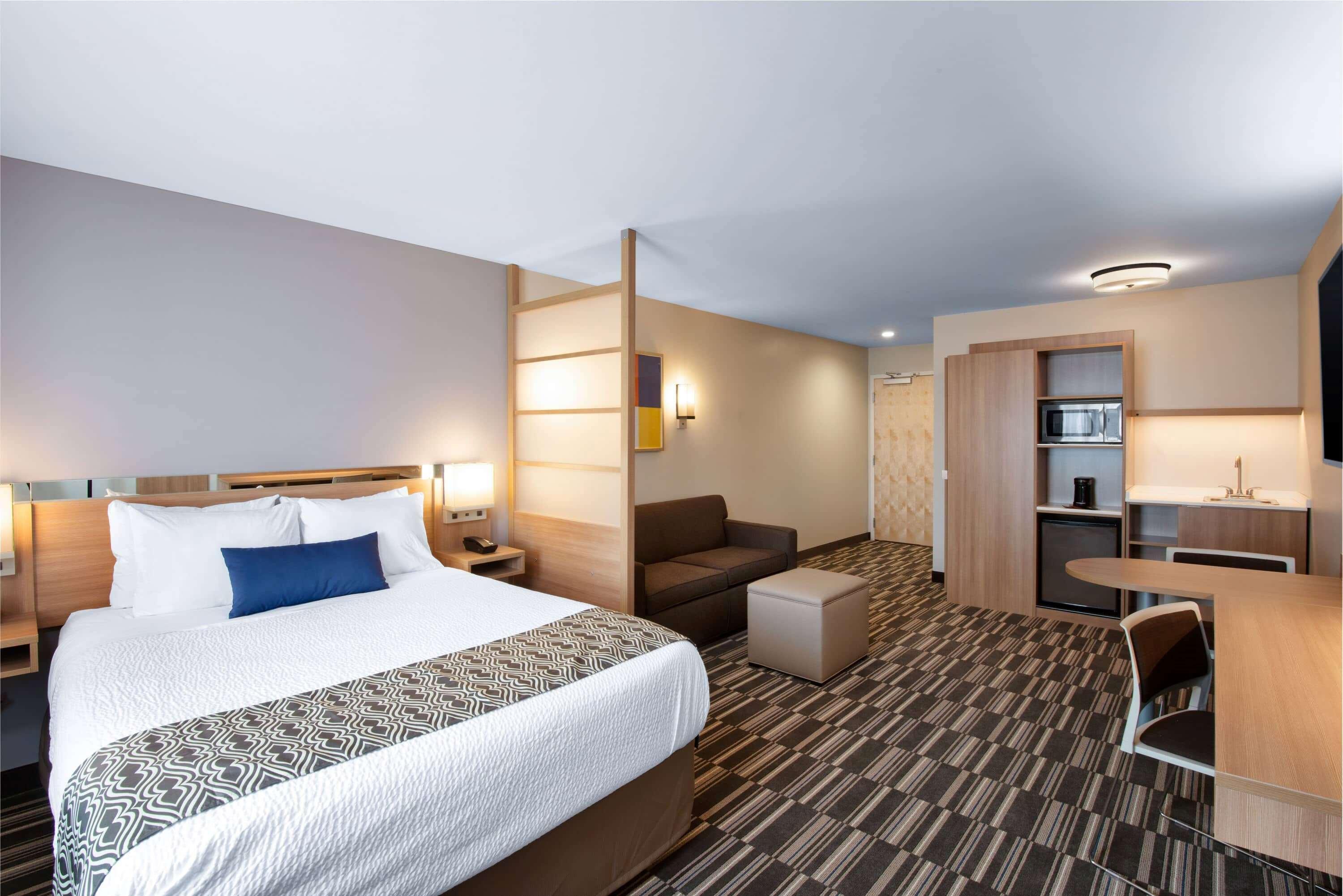 Microtel Inn & Suites By Wyndham Farmington Exterior foto
