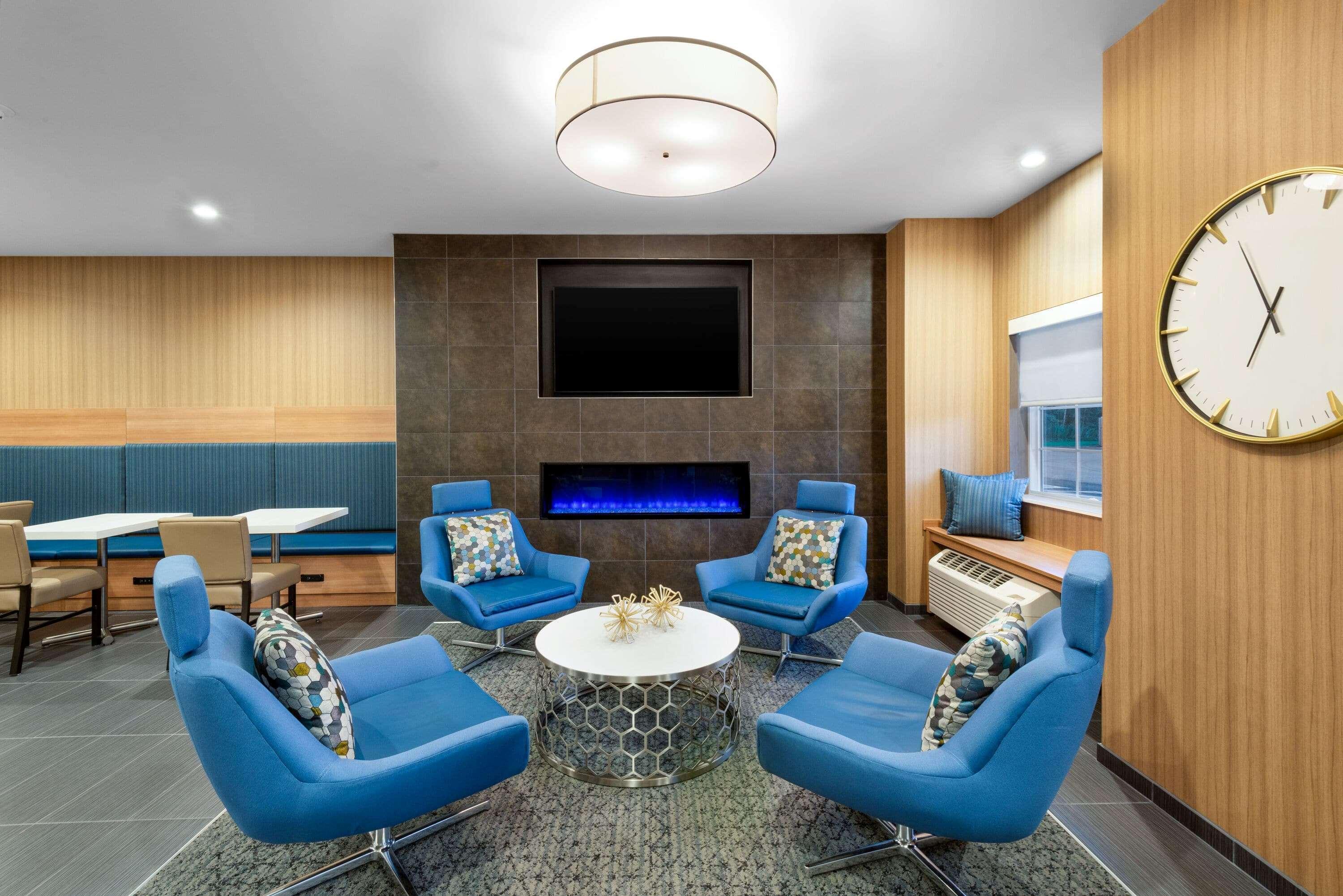 Microtel Inn & Suites By Wyndham Farmington Exterior foto